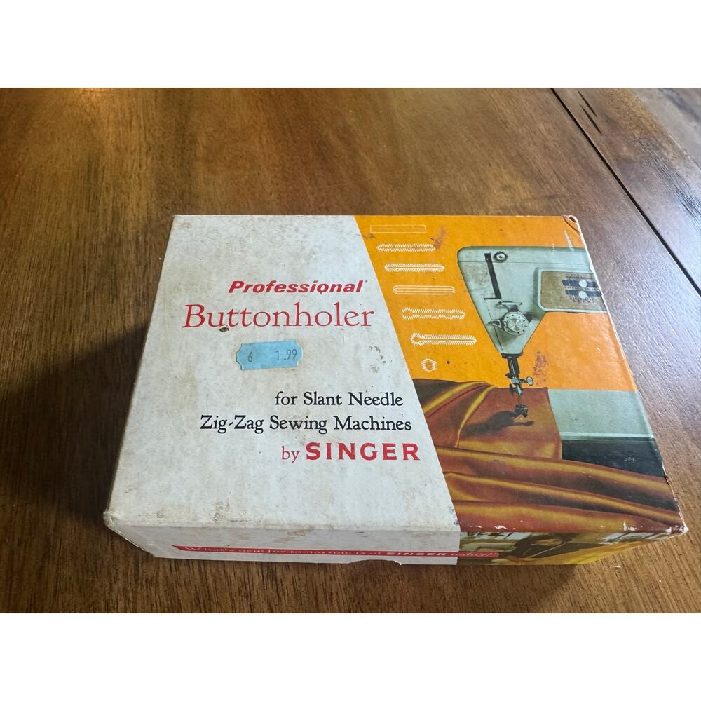 Vintage Singer Professional Buttonholer 102577 Slant Needle Zig Zag Set